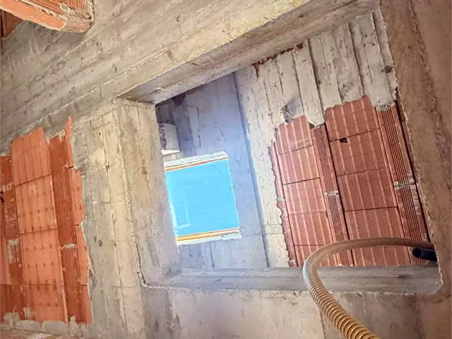 Immagine 22 di Villetta a schiera in vendita  in Camigliano a Capannori