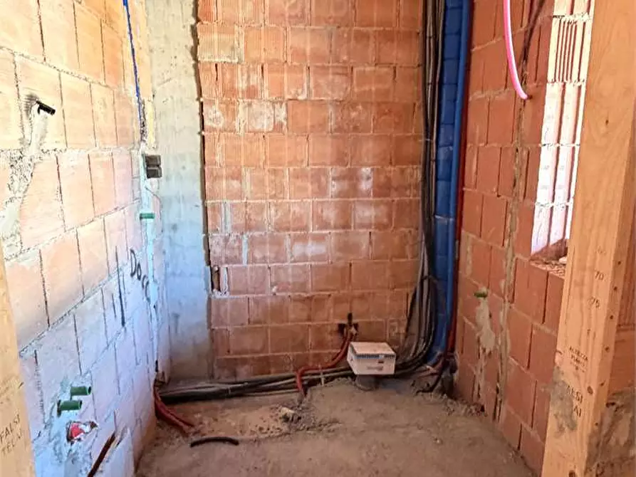 Immagine 10 di Villetta a schiera in vendita  in Camigliano a Capannori