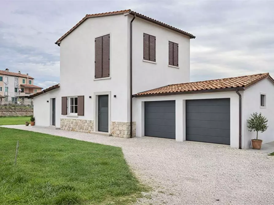 Immagine 1 di Rustico / casale in vendita  in san pietro a vico  a Lucca