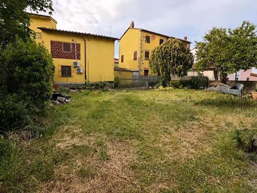 Immagine 3 di Casa bifamiliare in vendita  in via dei centoni a Capannori