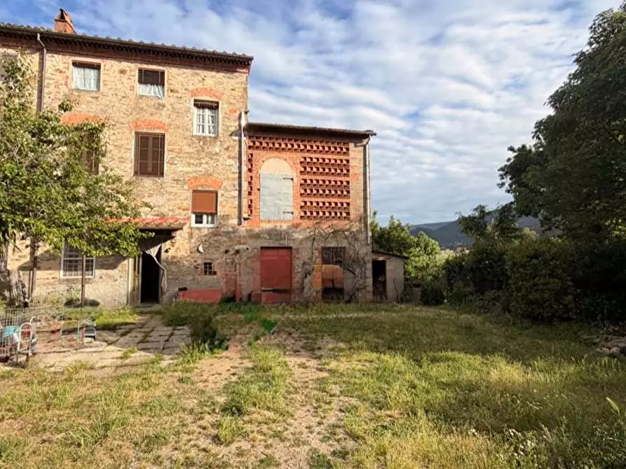 Immagine 2 di Casa bifamiliare in vendita  in via dei centoni a Capannori