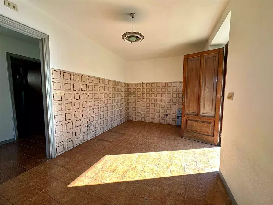 Immagine 12 di Casa bifamiliare in vendita  in via di chiasso roggi a Capannori