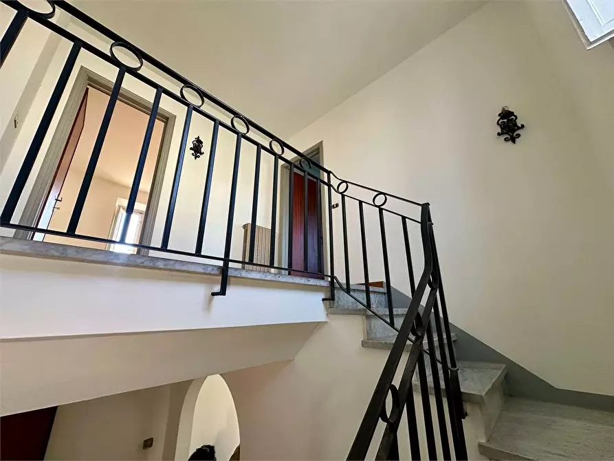 Immagine 39 di Casa bifamiliare in vendita  in via di chiasso roggi a Capannori