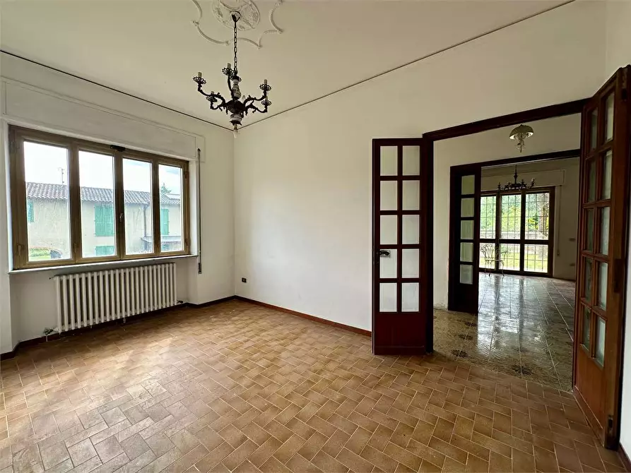 Immagine 9 di Villa in vendita  in via di pontemaggiore a Capannori