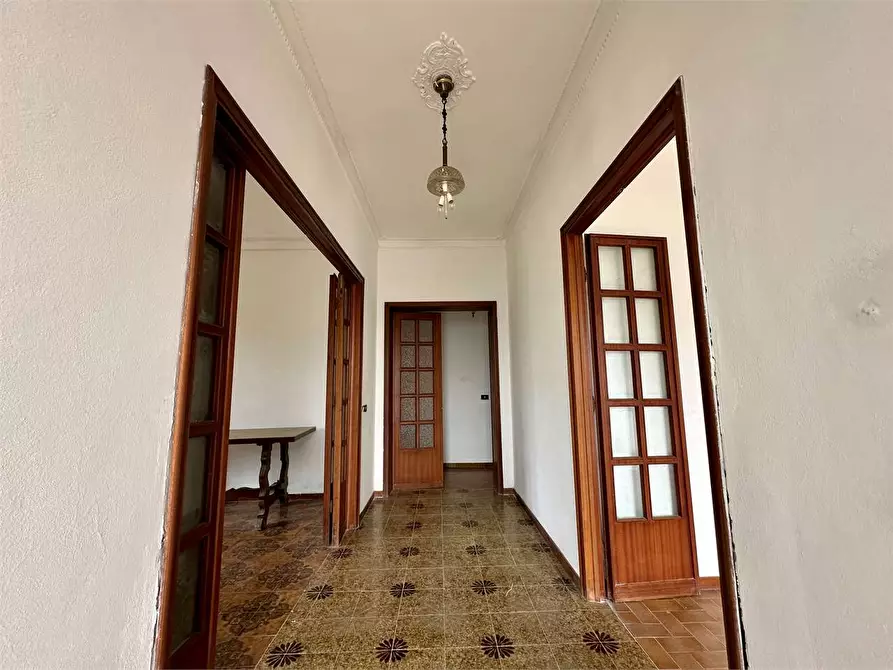Immagine 6 di Villa in vendita  in via di pontemaggiore a Capannori