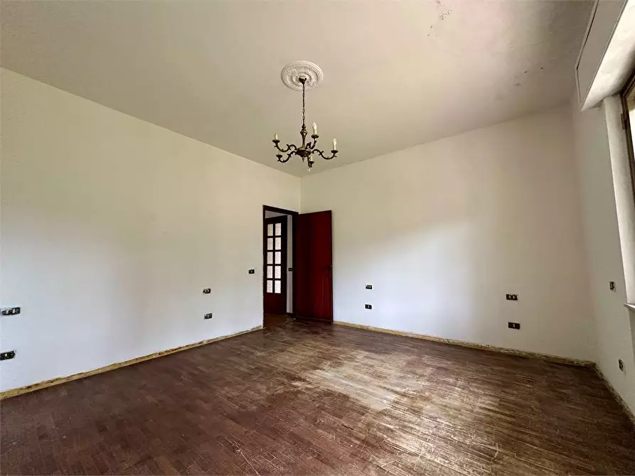 Immagine 17 di Villa in vendita  in via di pontemaggiore a Capannori