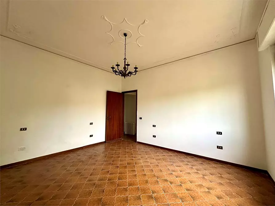 Immagine 19 di Villa in vendita  in via di pontemaggiore a Capannori