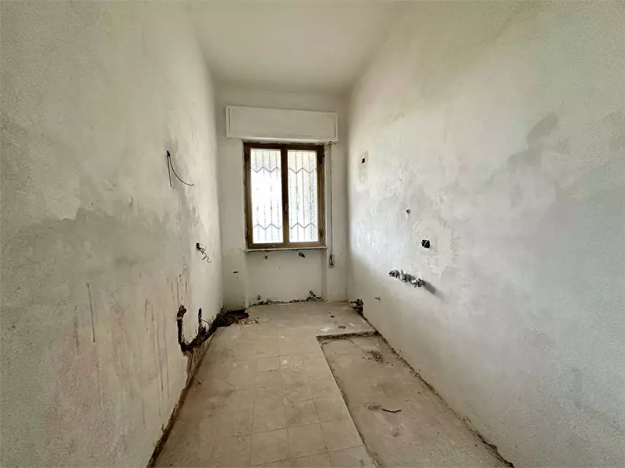 Immagine 21 di Villa in vendita  in via di pontemaggiore a Capannori