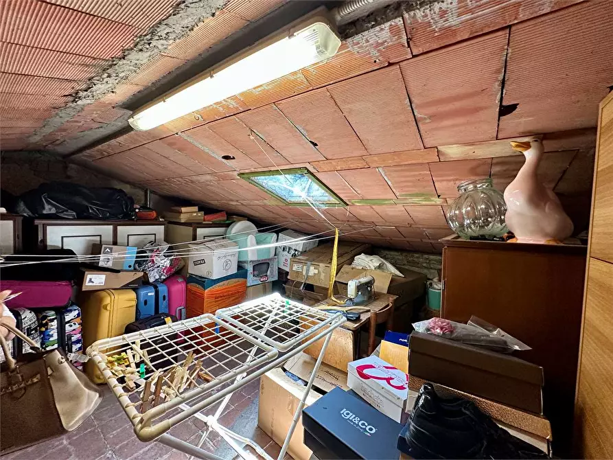 Immagine 29 di Casa bifamiliare in vendita  in via delle ville a Capannori