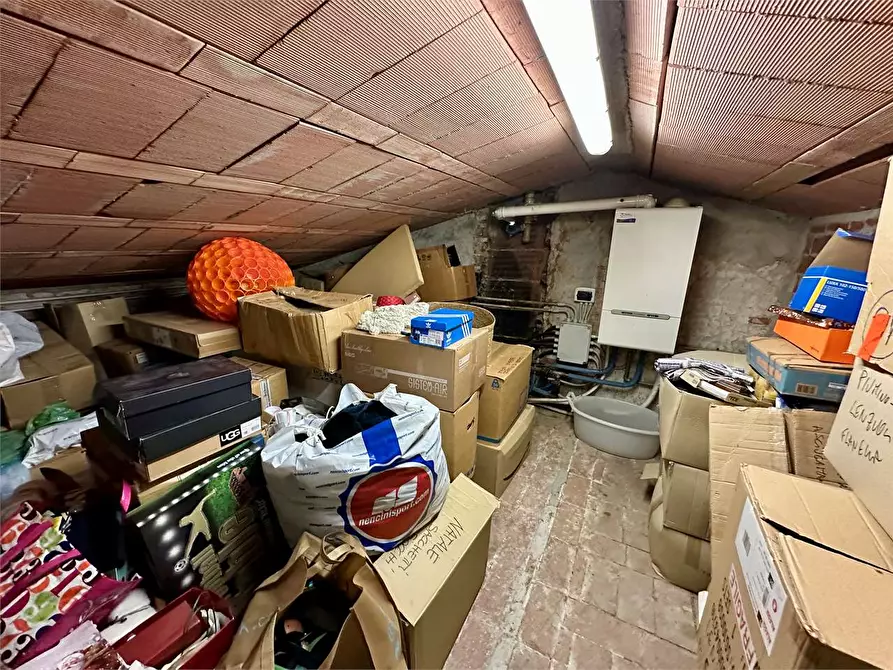 Immagine 28 di Casa bifamiliare in vendita  in via delle ville a Capannori