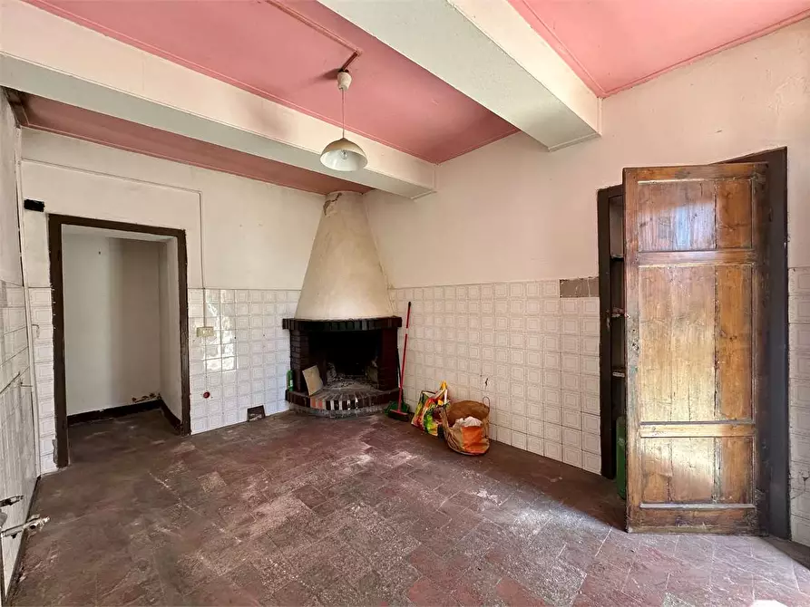 Immagine 5 di Porzione di casa in vendita  in via delle ville 493 a Capannori