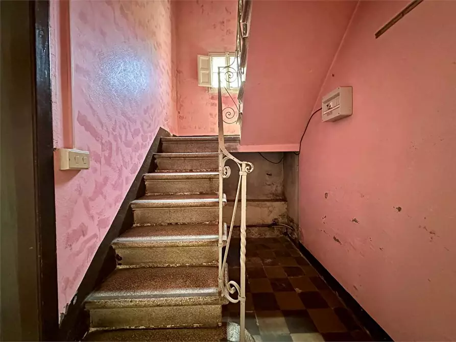 Immagine 9 di Porzione di casa in vendita  in via delle ville 493 a Capannori