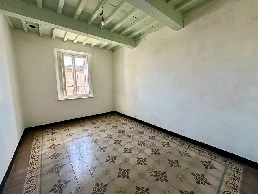 Immagine 11 di Porzione di casa in vendita  in via delle ville 493 a Capannori