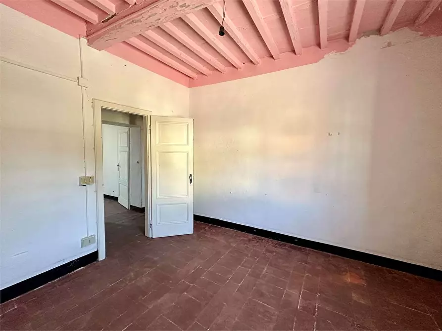 Immagine 22 di Porzione di casa in vendita  in via delle ville 493 a Capannori