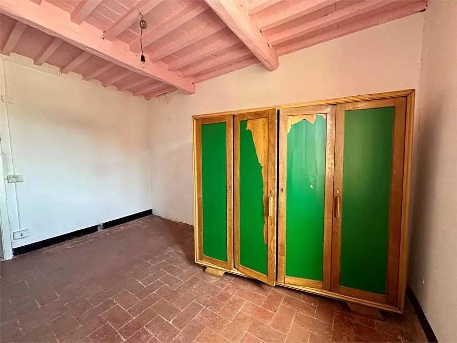 Immagine 29 di Porzione di casa in vendita  in via delle ville 493 a Capannori