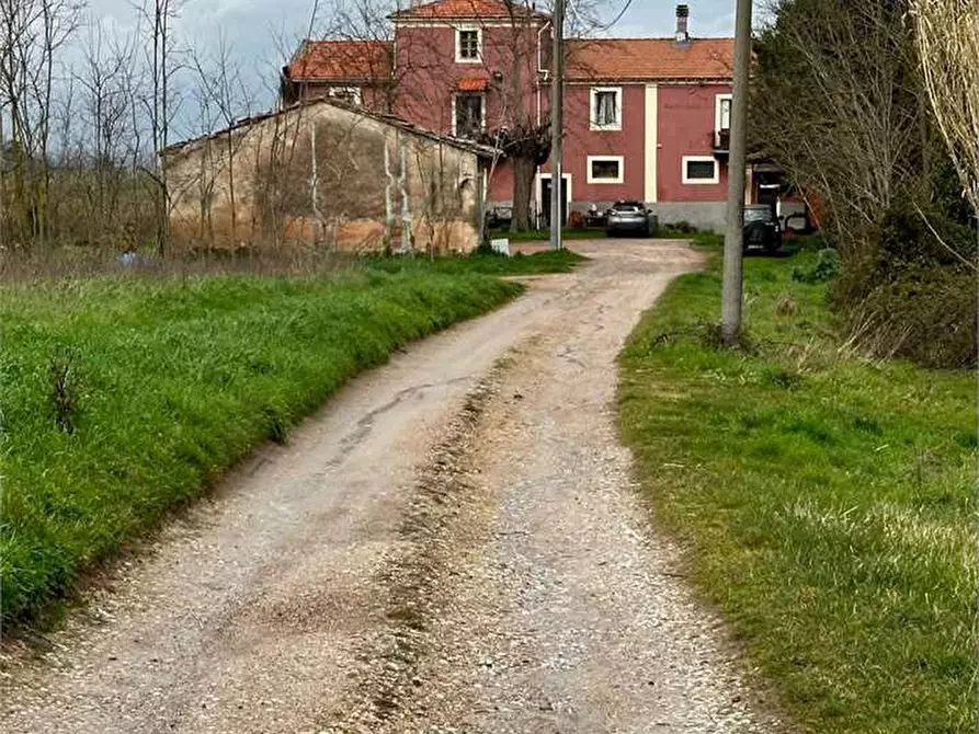Immagine 8 di Rustico / casale in vendita  in Pisa a Pisa