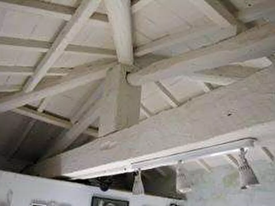 Immagine 9 di Rustico / casale in vendita  in Pisa a Pisa