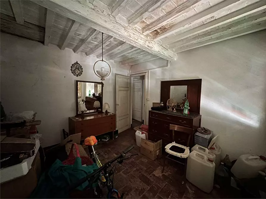 Immagine 19 di Porzione di casa in vendita  in via delle ville 493 a Capannori