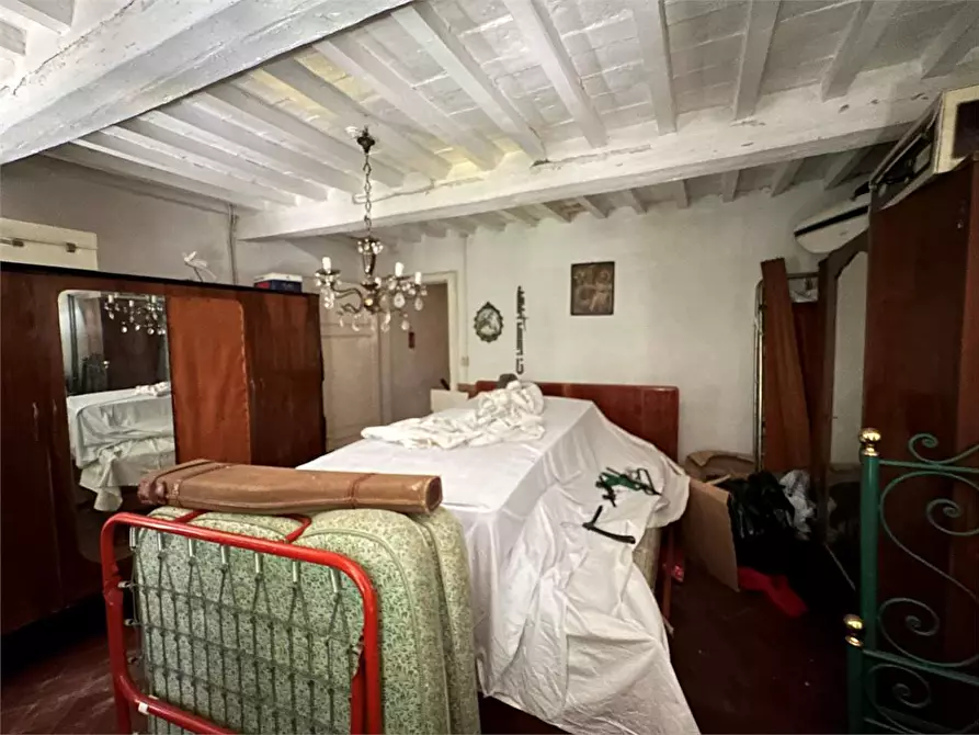 Immagine 18 di Porzione di casa in vendita  in via delle ville 493 a Capannori