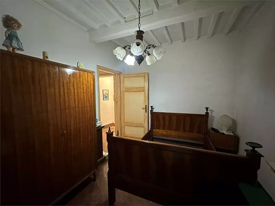 Immagine 12 di Porzione di casa in vendita  in via delle ville 493 a Capannori