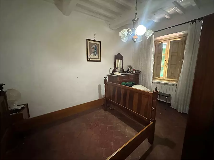 Immagine 10 di Porzione di casa in vendita  in via delle ville 493 a Capannori