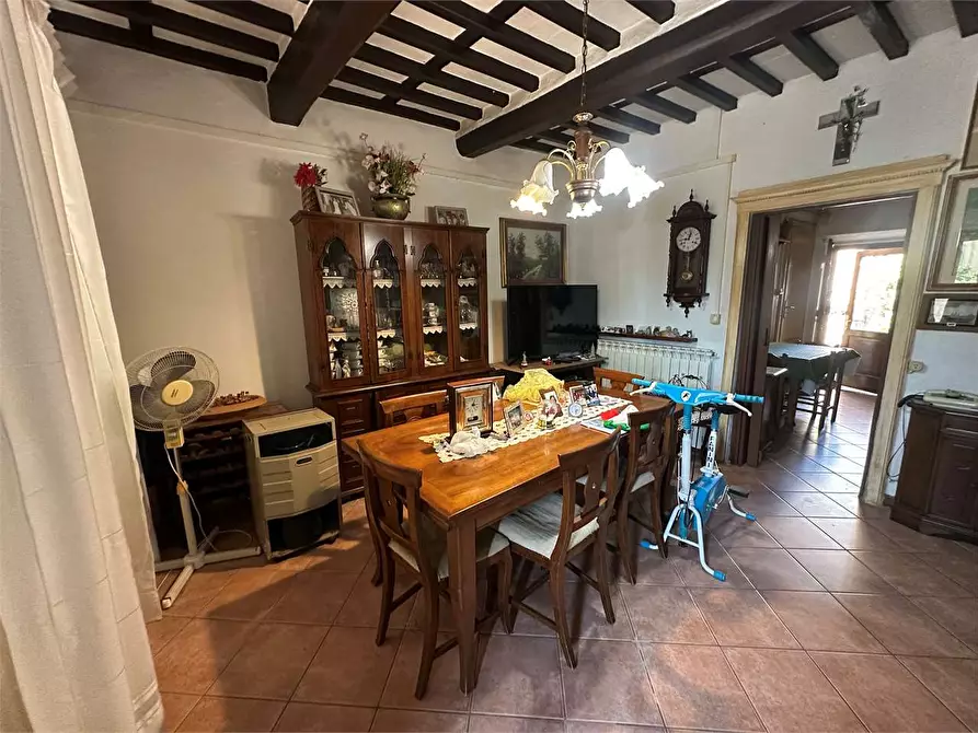 Immagine 4 di Porzione di casa in vendita  in via delle ville 493 a Capannori