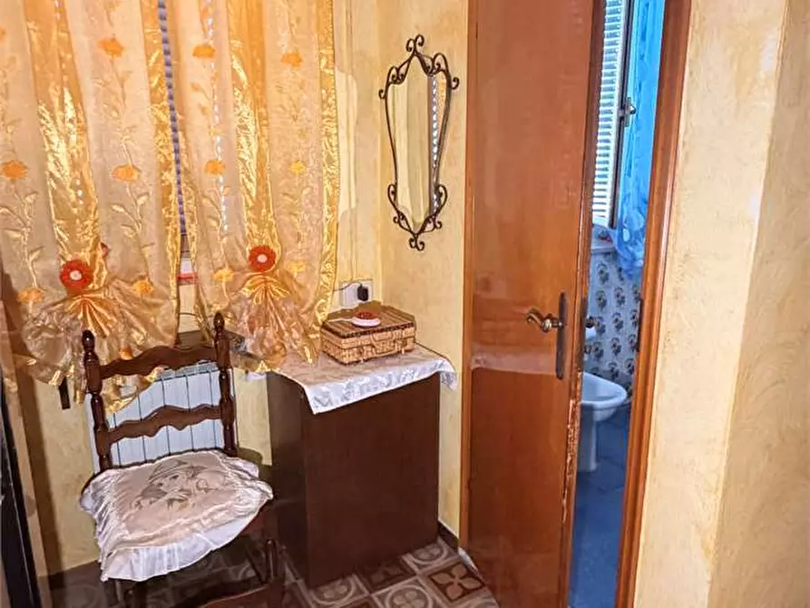 Immagine 7 di Porzione di casa in vendita  in via delle ville 493 a Capannori