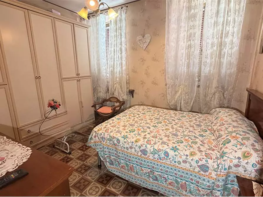 Immagine 5 di Porzione di casa in vendita  in via delle ville 493 a Capannori