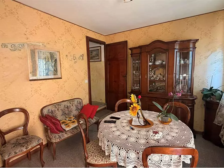 Immagine 2 di Porzione di casa in vendita  in via delle ville 493 a Capannori