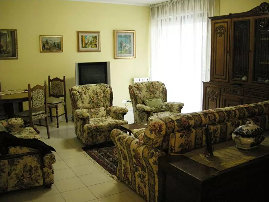 Immagine 1 di Appartamento in vendita  in viareggio a Viareggio