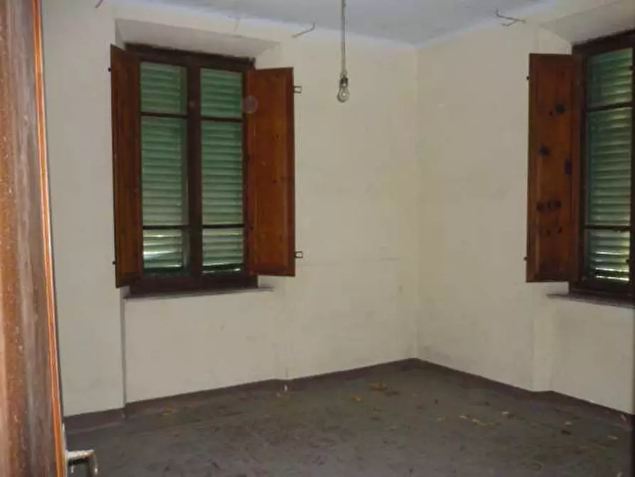 Immagine 2 di Villa in vendita  in via della pieve a Capannori