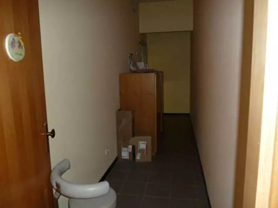 Immagine 9 di Ufficio in vendita  in porcari a Porcari