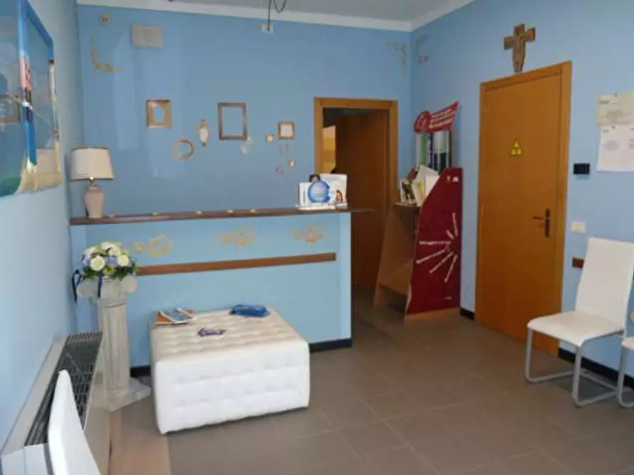 Immagine 12 di Ufficio in vendita  in porcari a Porcari