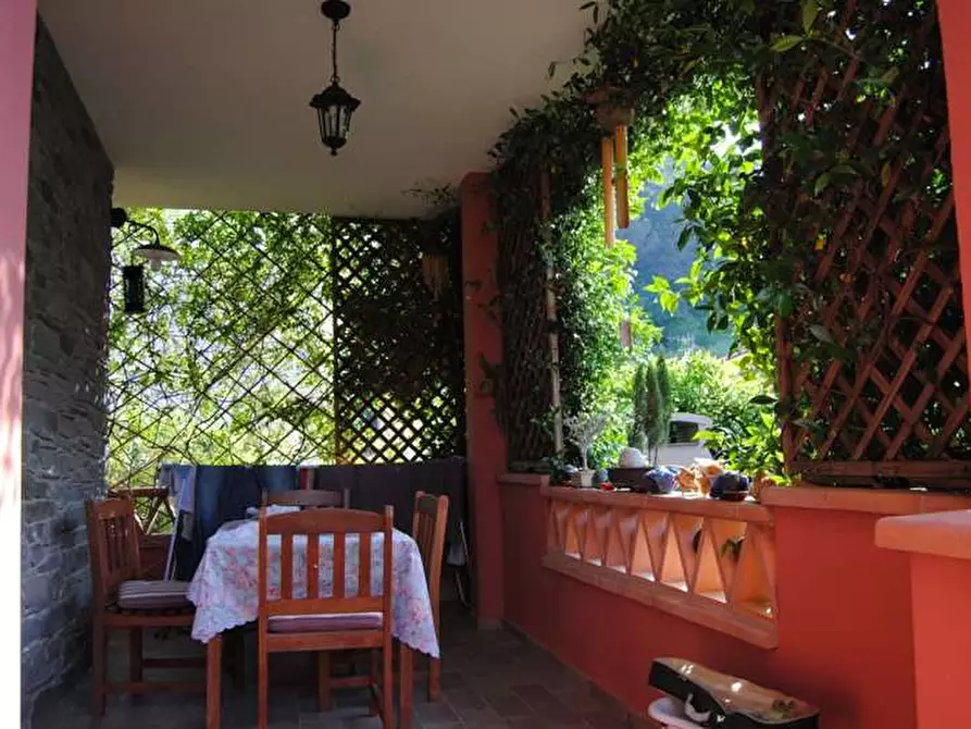 Immagine 20 di Casa indipendente in vendita  in bozzano a Massarosa