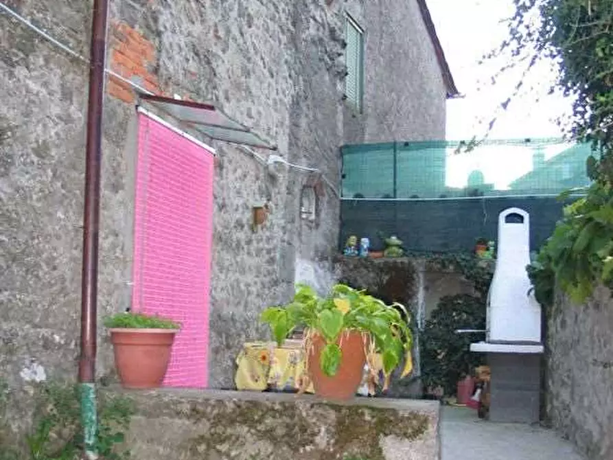 Immagine 7 di Casa indipendente in vendita  in villa basilica a Villa Basilica