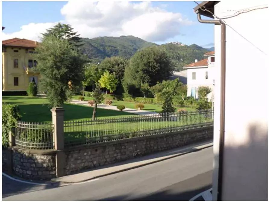 Immagine 3 di Casa bifamiliare in vendita  in barga a Barga