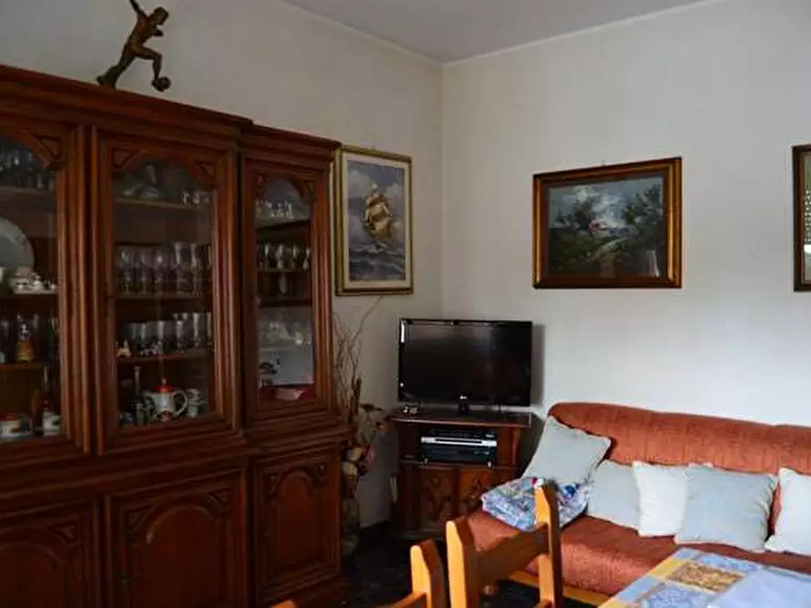 Immagine 1 di Appartamento in vendita  in lido di camaiore a Camaiore