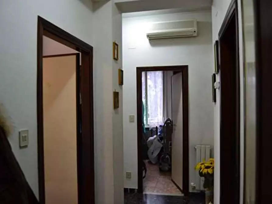 Immagine 8 di Appartamento in vendita  in lido di camaiore a Camaiore