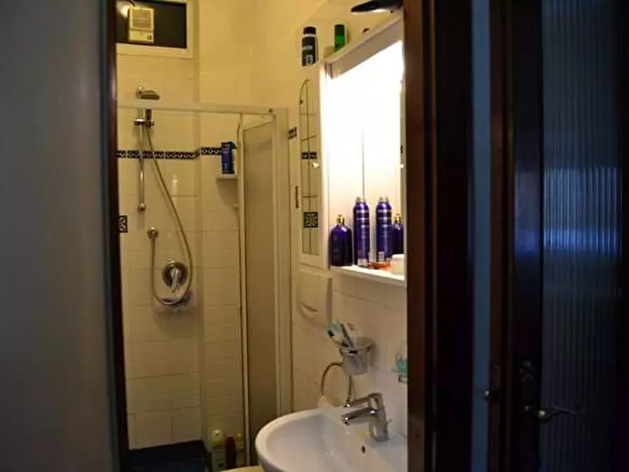 Immagine 16 di Appartamento in vendita  in lido di camaiore a Camaiore