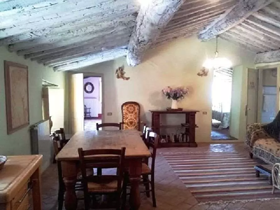 Immagine 2 di Appartamento in vendita  in lucca a Lucca