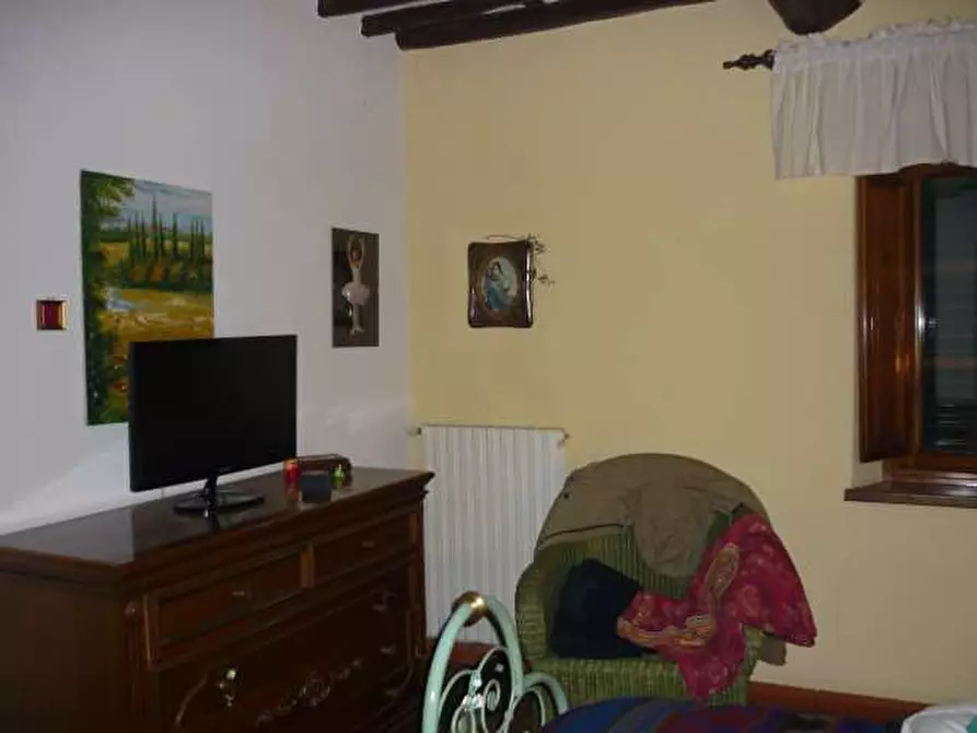 Immagine 11 di Porzione di casa in vendita  in Colle di Compito a Capannori