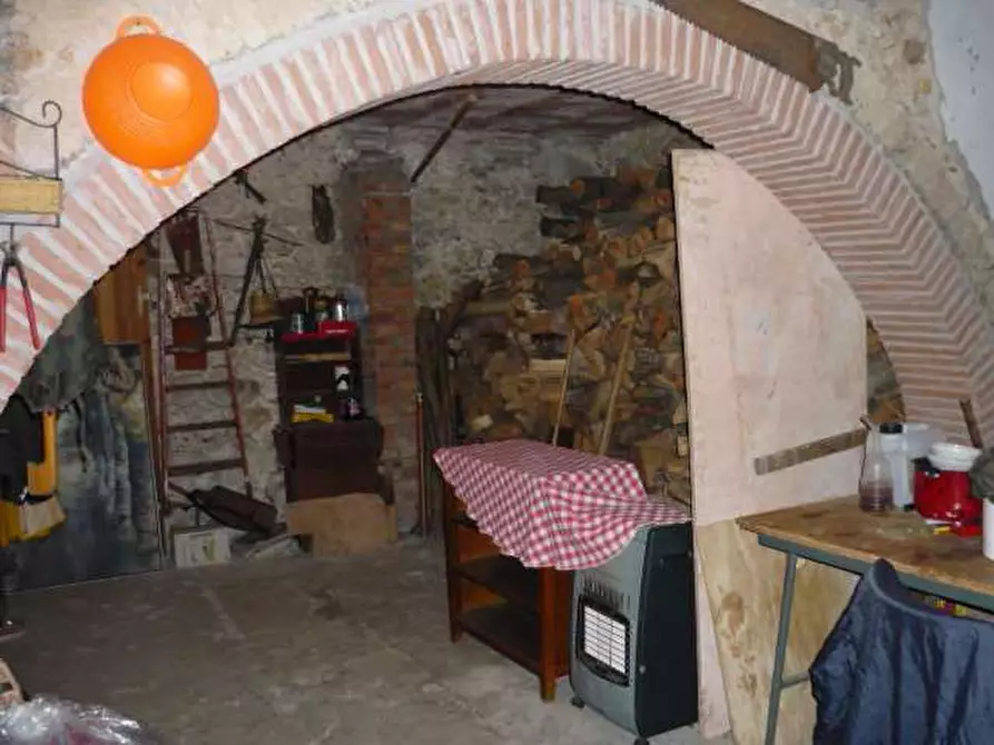 Immagine 20 di Porzione di casa in vendita  in Colle di Compito a Capannori