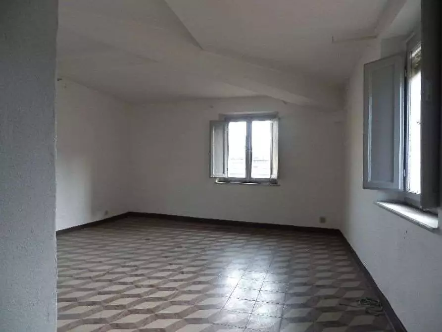 Immagine 8 di Appartamento in vendita  in lucca centro storico a Lucca