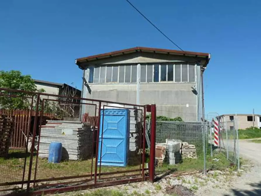 Immagine 7 di Capannone industriale in vendita  in porcari a Porcari