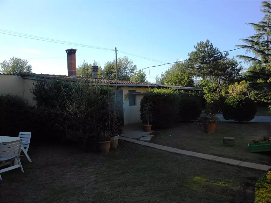 Immagine 25 di Porzione di casa in vendita  in Lammari a Capannori