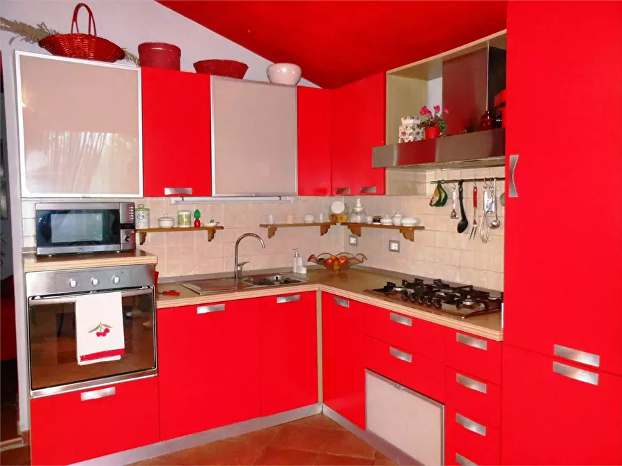 Immagine 4 di Porzione di casa in vendita  in Lammari a Capannori