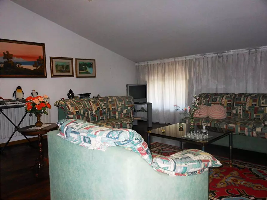 Immagine 18 di Porzione di casa in vendita  in Lammari a Capannori