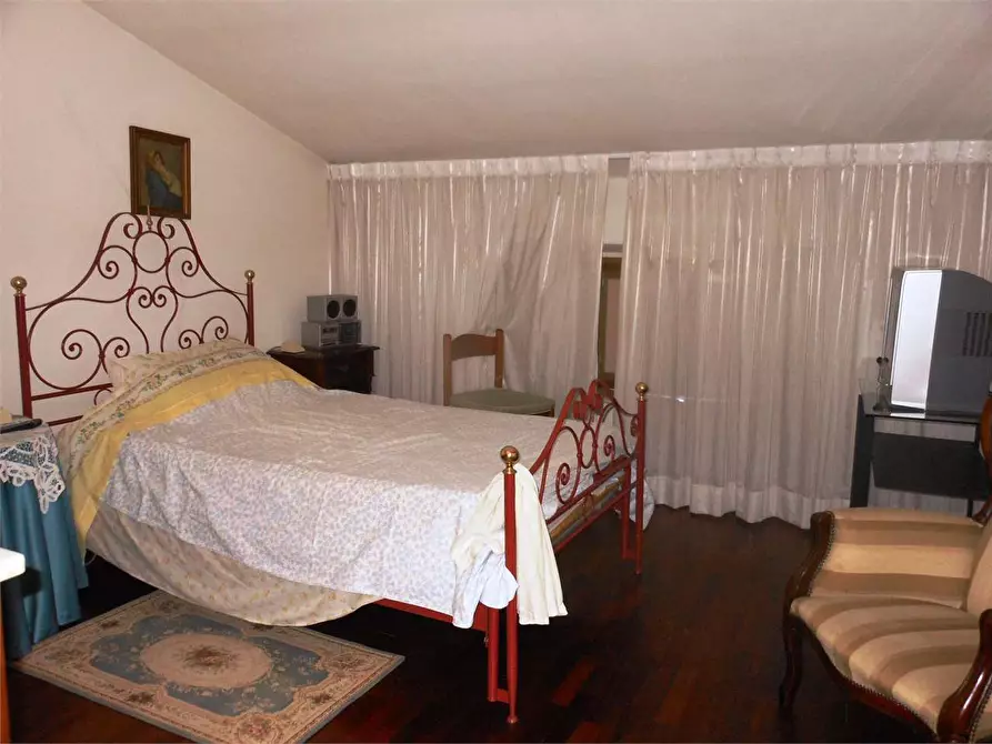 Immagine 21 di Porzione di casa in vendita  in Lammari a Capannori