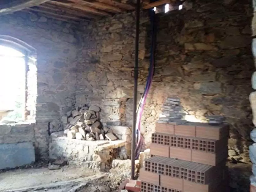 Immagine 3 di Porzione di casa in vendita  in san ginese a Capannori