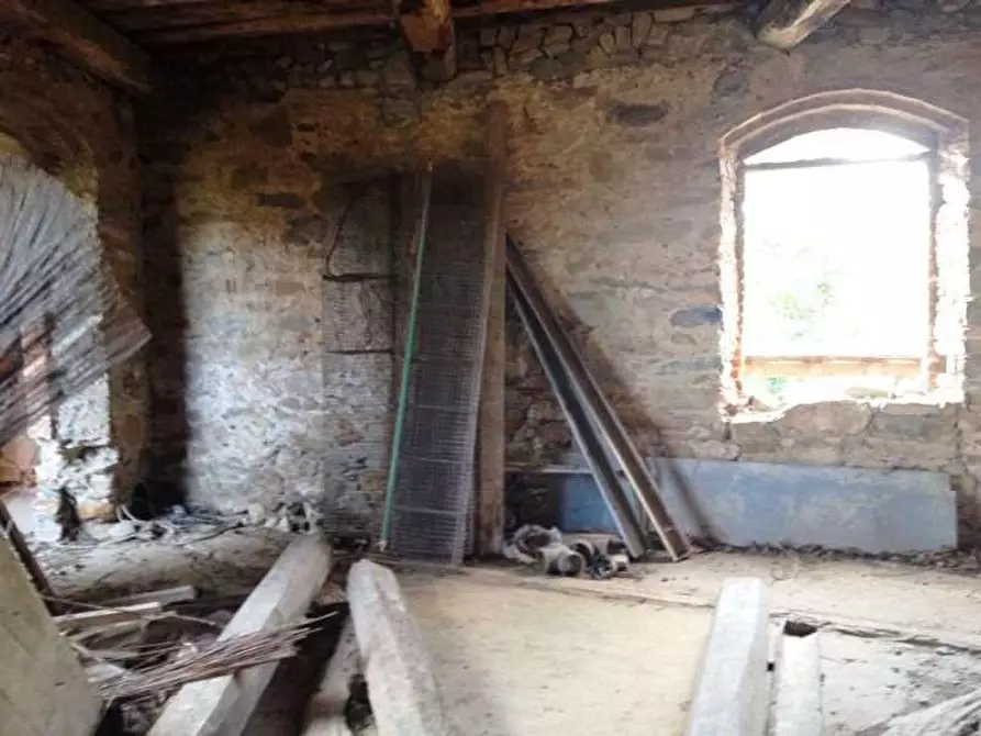 Immagine 4 di Porzione di casa in vendita  in san ginese a Capannori